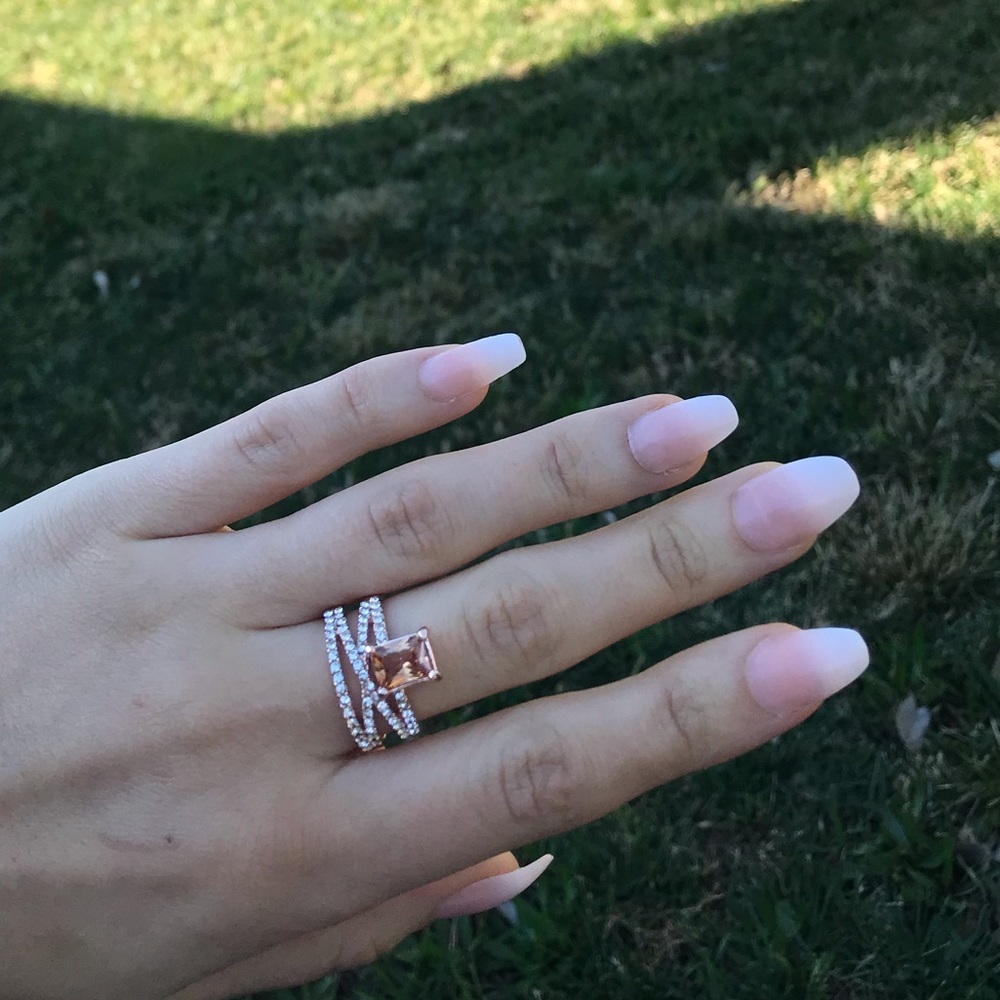 New Modyle Rose Gold Champagne CZ Stone ring - Picture 4 of 4